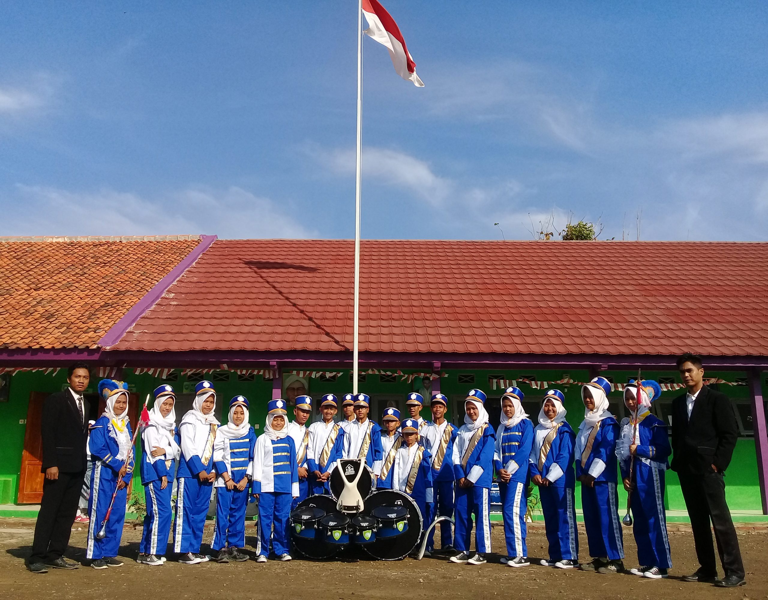 Drumband MA Al Wathoniyah Cikedung